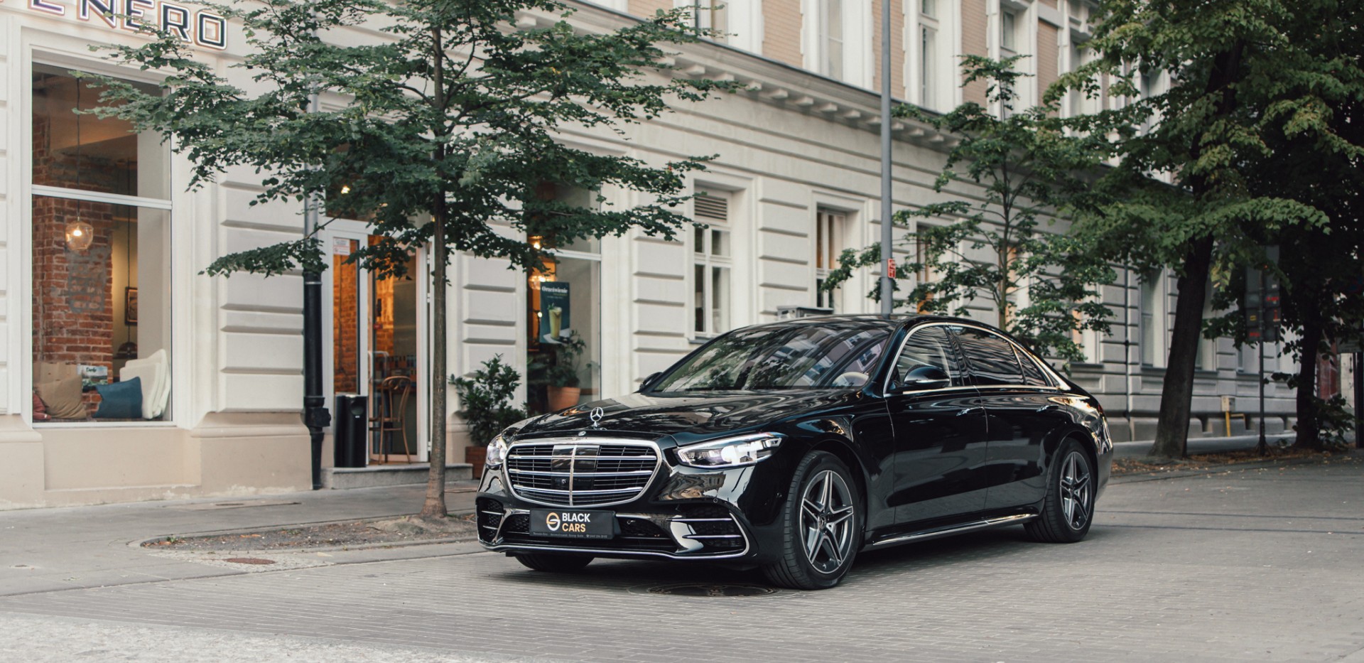 Wynajem samochodów klasy premium z kierowcą